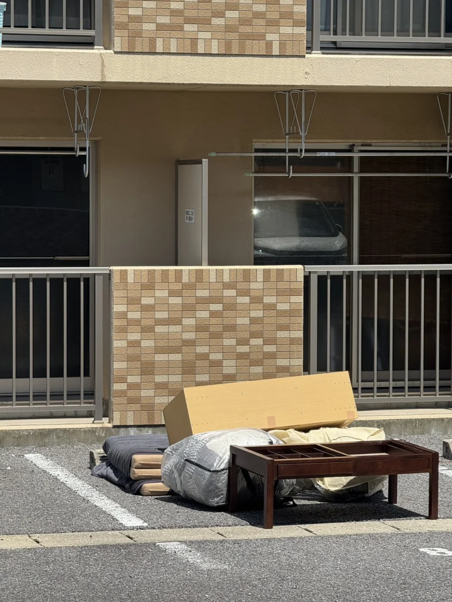 愛知県西尾市熊味町大道北 回収前